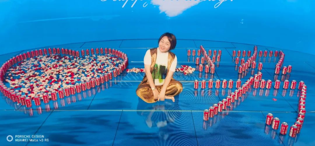 谈球吧龙平芳 谈球吧龙平芳