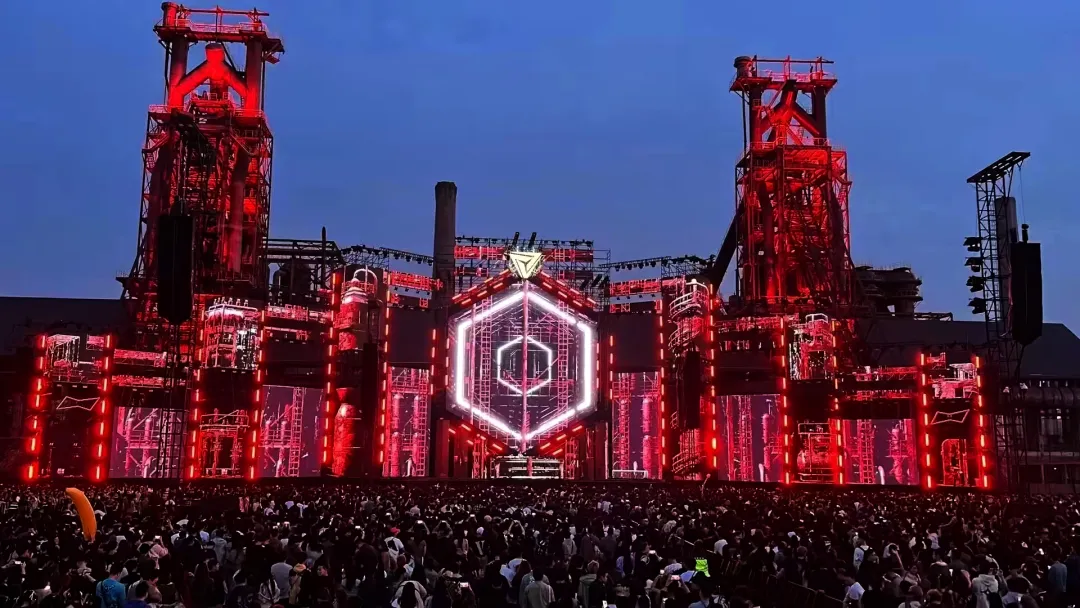 百威风暴电音节 百威风暴电音节